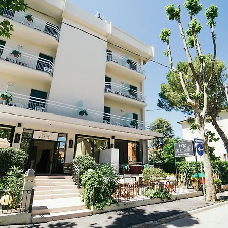 Frühstückspension De La 3*