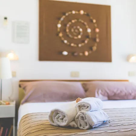 לינה וארוחת בוקר De La קאטוליקה