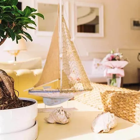 Frühstückspension De La 3*