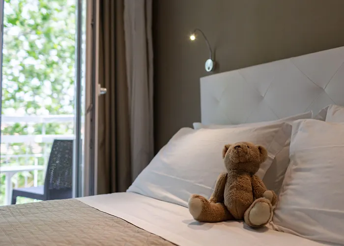 De La Bed & Breakfast Cattolica